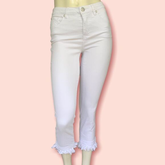 Tribal brand white crochet detail crop length pants - Picture 1 of 6